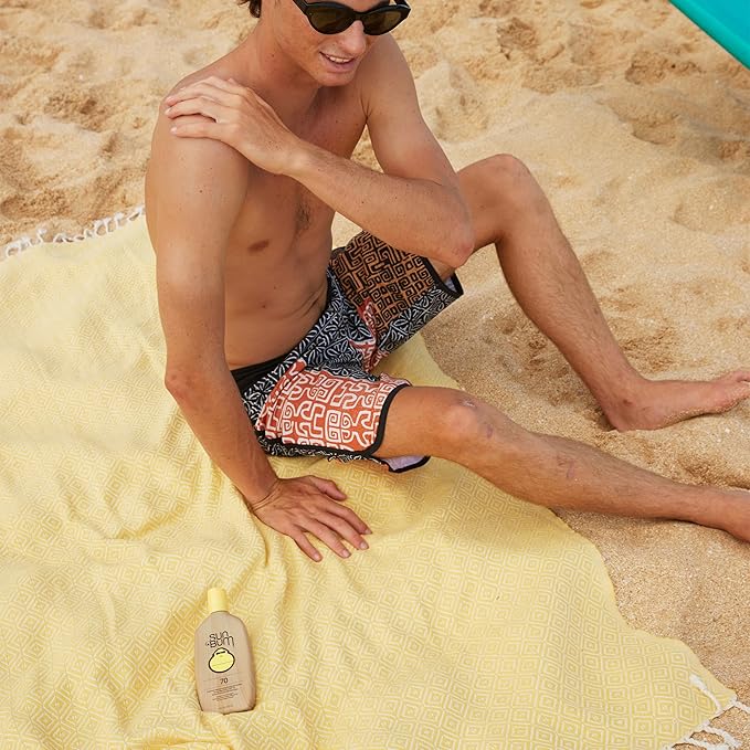 Sun Bum Original SPF 70 Sunscreen Lotion | Vegan and Hawaii 104 Act Compliant (Octinoxate & Oxybenzone Free) Broad Spectrum Moisturizing UVA/UVB Sunscreen with Vitamin E | 8 oz (Pack of 2)